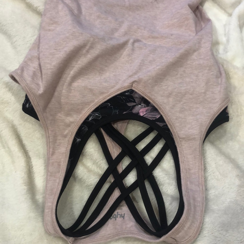 Workout tank top